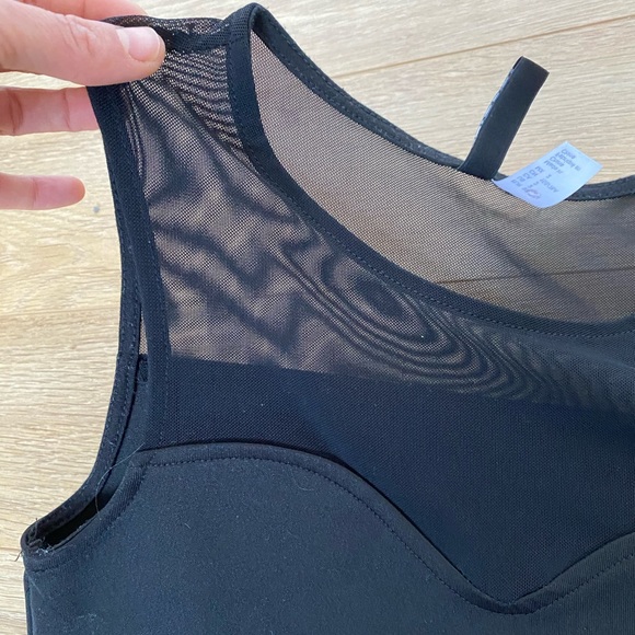 H&M black mini dress - Picture 3 of 5